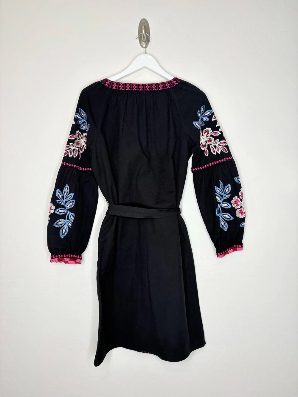 Tory Burch Theresa Embroidered Dress Black Pink Floral Tie Waist Size 6 Bohemian